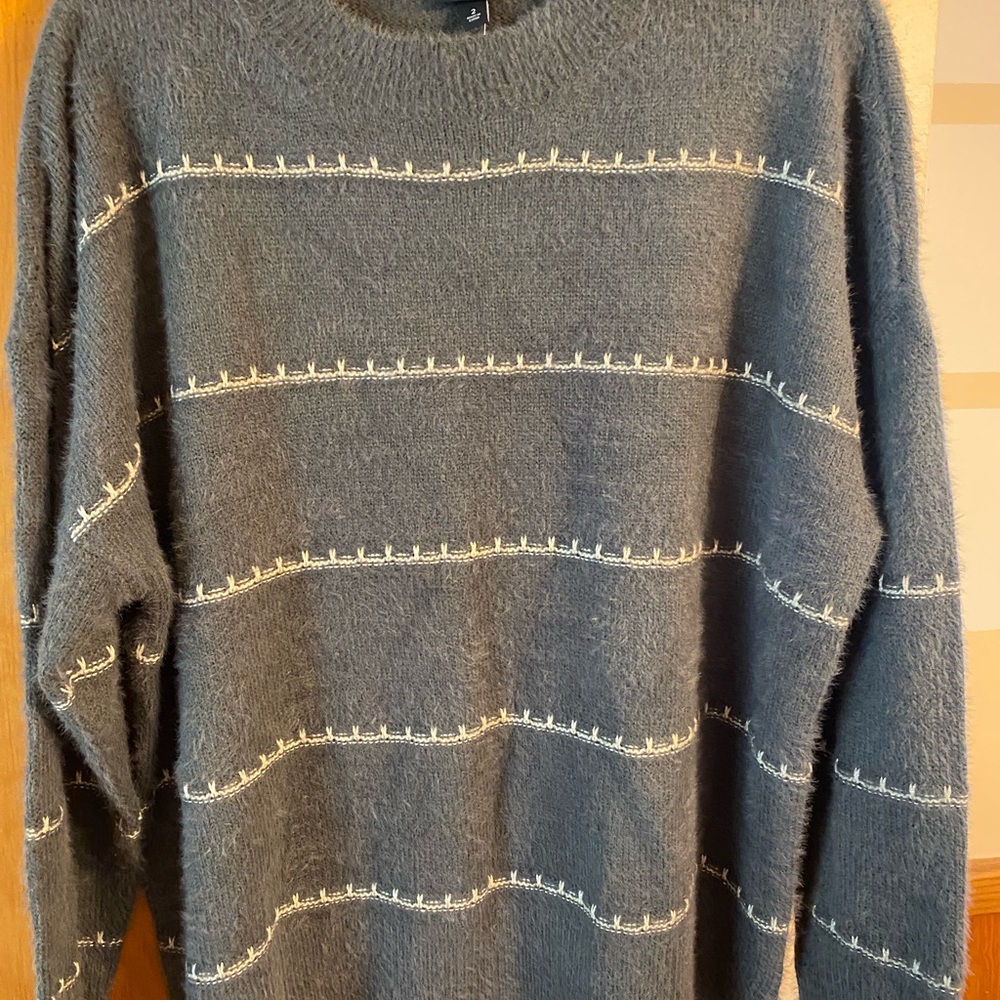 Torrid sweater nwt